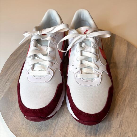 Nike Women's Athletic Shoes - White and Red - Picture 4 of 11